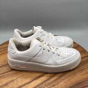 Nike Air Force 1 Sage Low Shoes Womens Size 7.5 Triple White Casual Comfort Gym